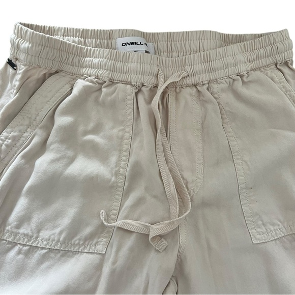 O'Neill Cream Ankle Cropped Pants - Picture 3 of 8